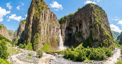 Джилы-Су: дикие водопады, лавовые замки и Долина Нарзанов — фото 3