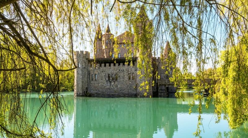 Фото Кабардино-Балкария: Язык Тролля, замки и горячие источники. - вид 3